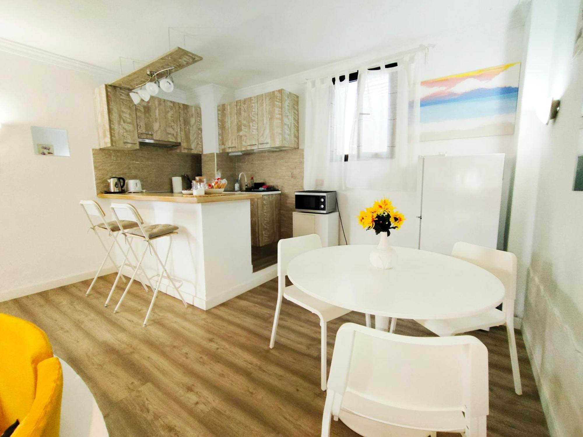 Апартаменти Thelma 1 Minuto A Pie Del Mar Тіас Екстер'єр фото
